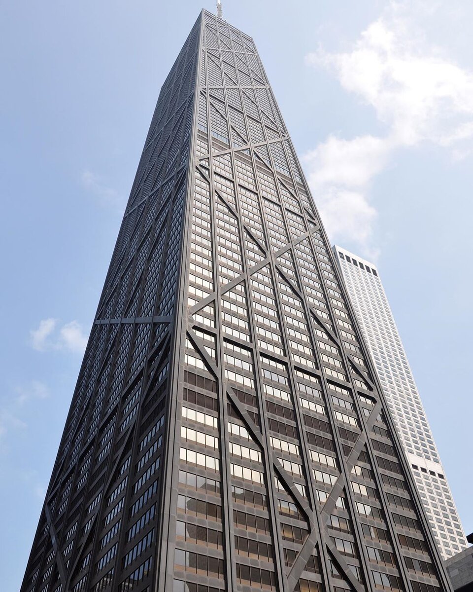 В каком доме 100 этажей. Центр Джона Хэнкока Чикаго. Джон Хэнкок Билдинг. Башня Джона Хэнкока. 875 Норт-Мичиган-Авеню.