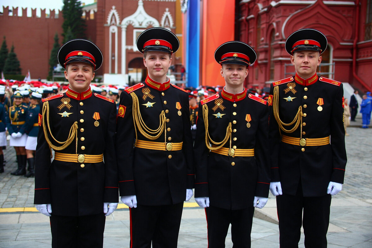 Самые красивые военные формы мира: топ-3 по мнению интернет ...