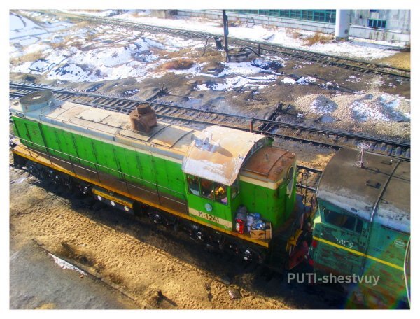 Монгольский маневровый тепловоз...