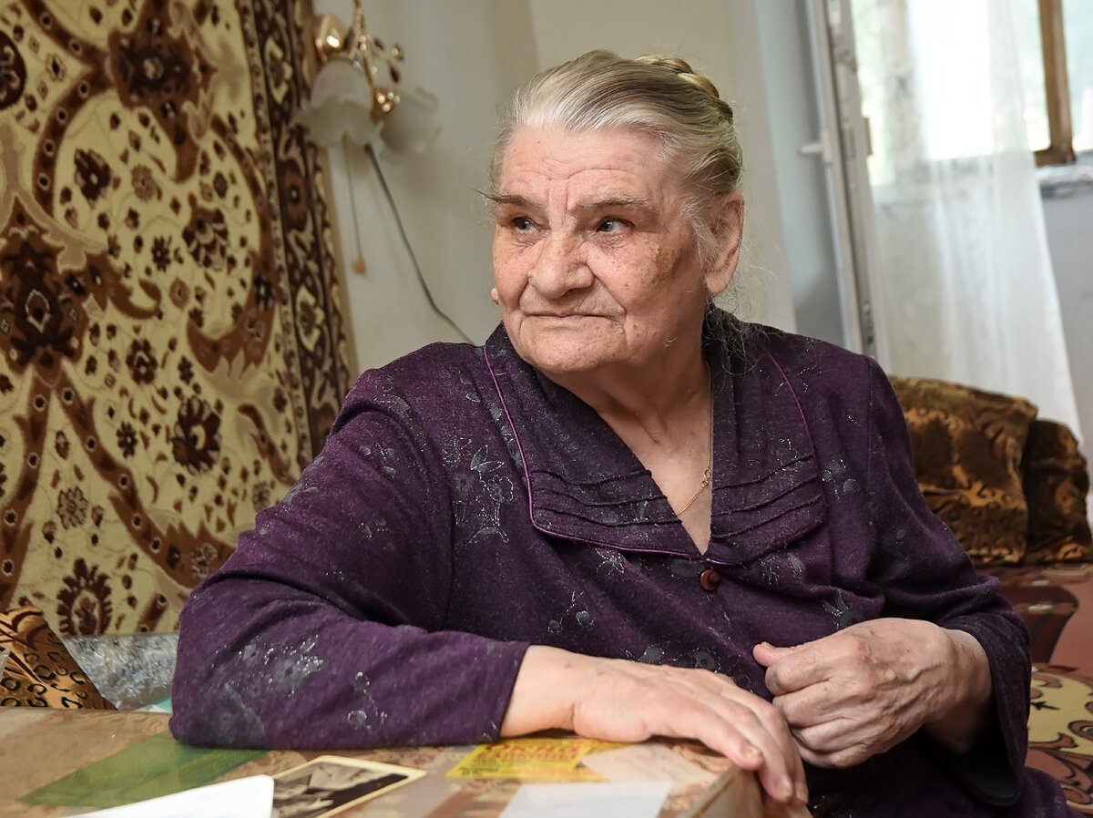2 года пребывания в фашистской неволе Евгения Фёдоровна запомнила на всю жизнь. Фото Александра ЗИНЧЕНКО