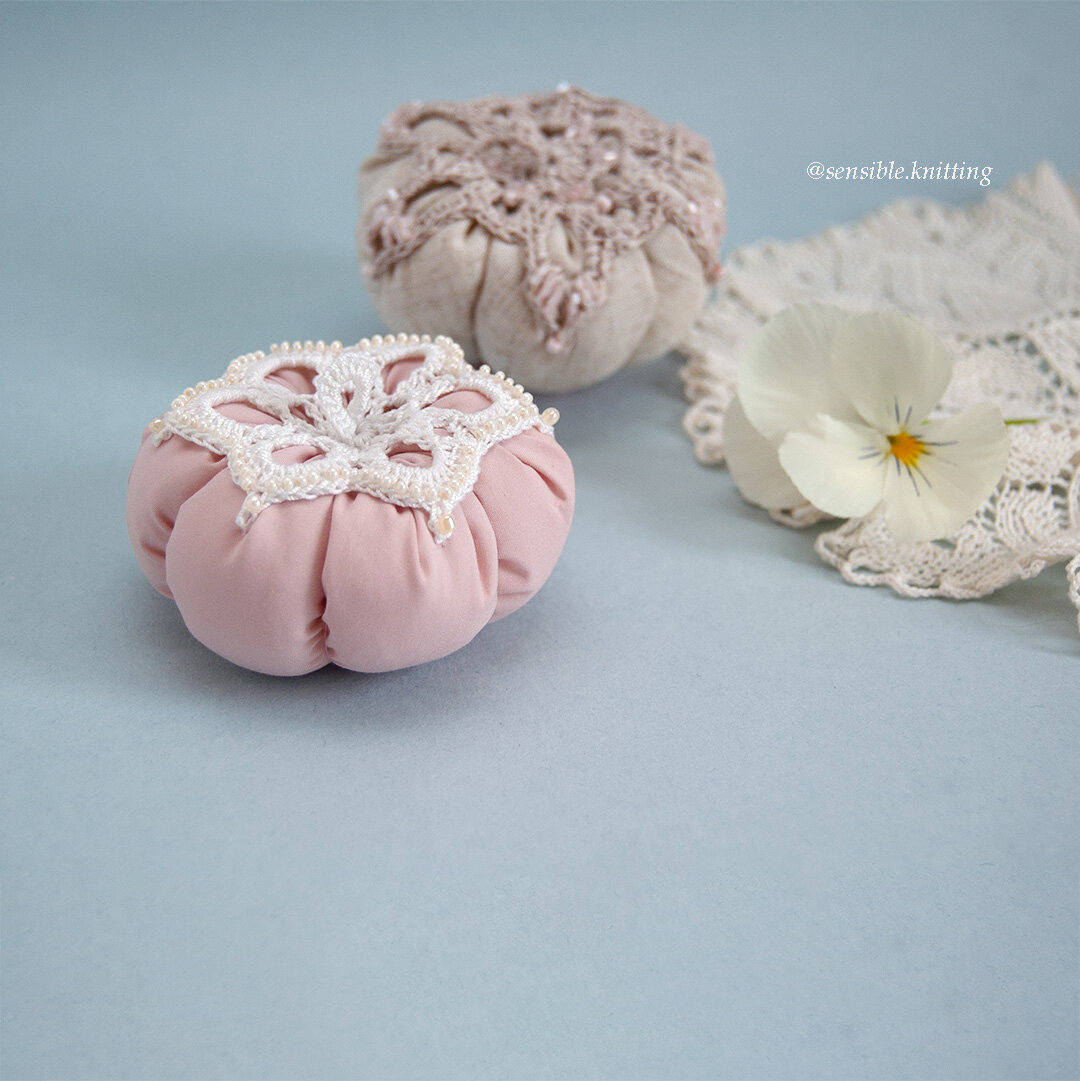 Тыквы с кружевными мотивами