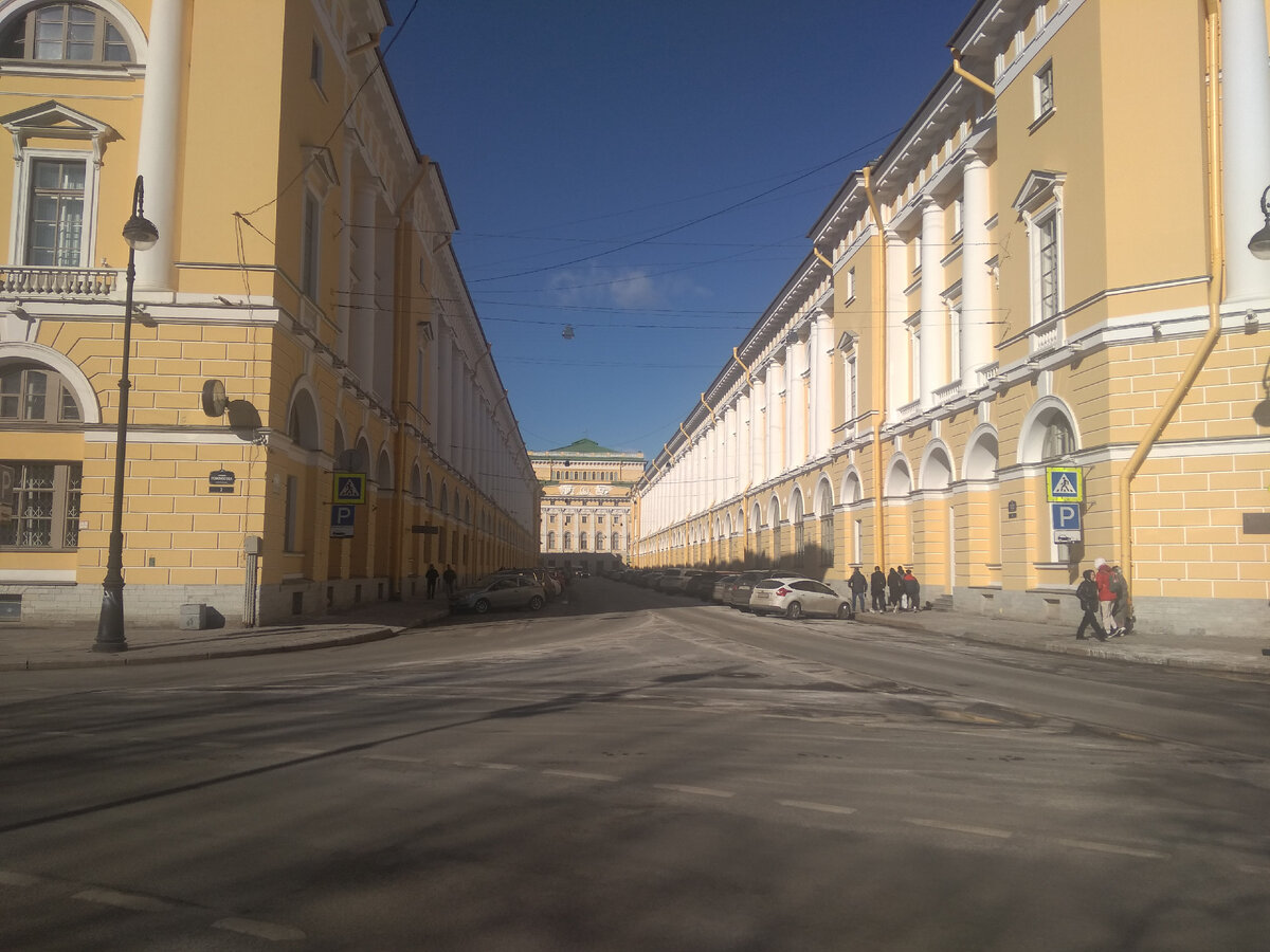 Улица Зодчего Росси.