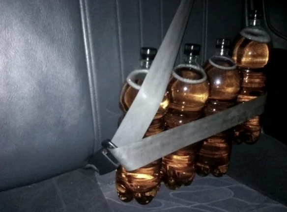 Народные массы не бедствуют - на спиртное денег хватает