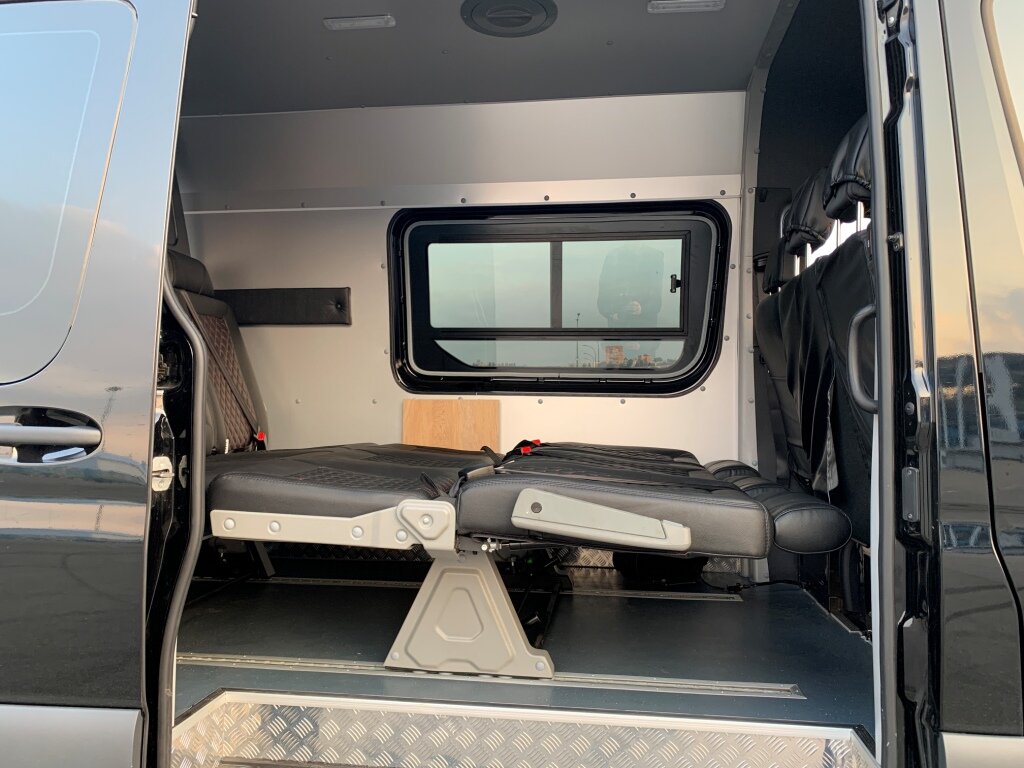 Трансформация Диванов в спальное место