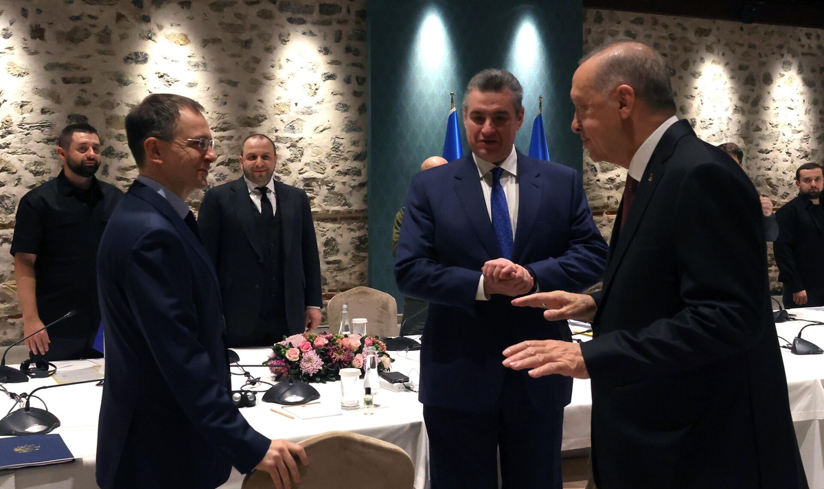 Основные действующие лица объяснять не стоит. Фото для иллюстрации из интернета.