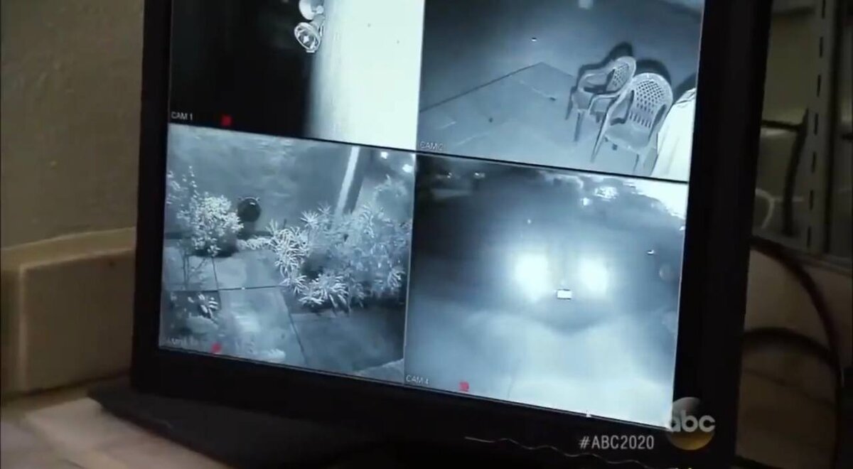 Система видеонаблюдения в доме Дженис и Джери