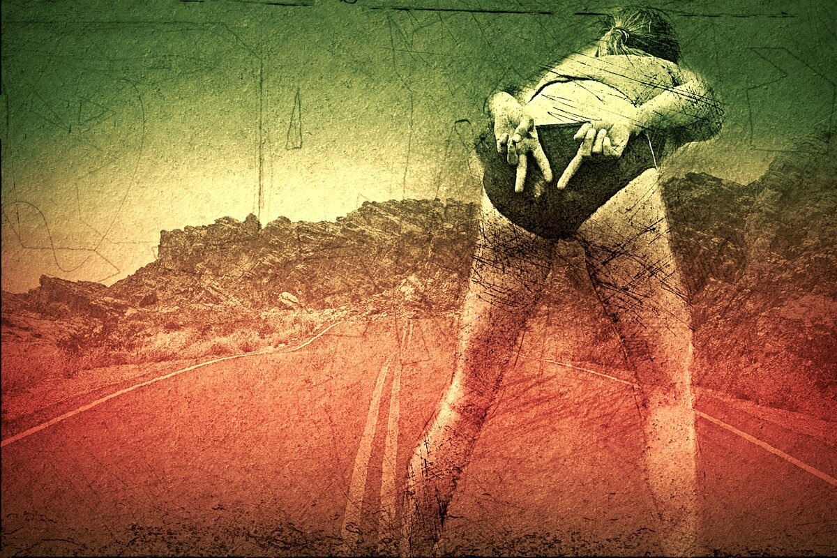 С девушкой динамо всегда так: вы думаете, она показывает три пальца, а на самом деле ей от вас нужно только одно. И желательно побольше / фото Pixabay