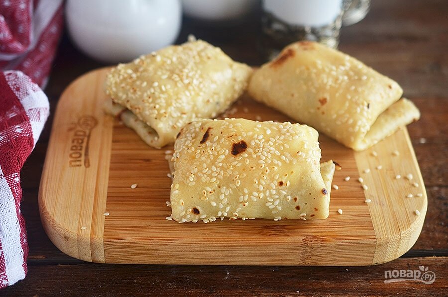 Творожные блины с кунжутом