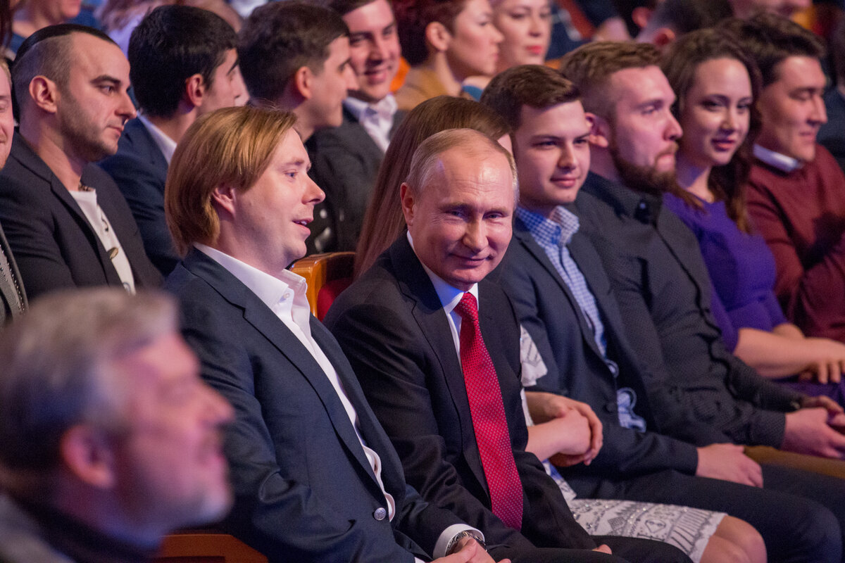 Президент РФ Владимир Владимирович Путин на 1/8 Высшей лиги КВН 2018 года