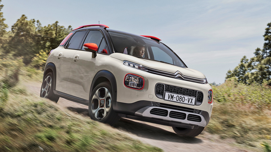 Продажи Ситроена C3 Aircross стартовали 12 марта, но кто-то успел приобрести пять машин в феврале. Покупки нужно проверить: возможно, жгут проводов рядом с передним пассажиром повреждён.