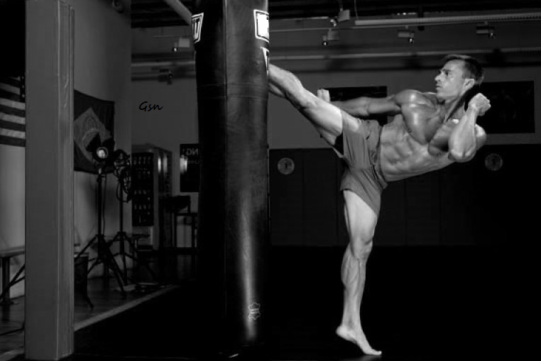 Как тренируется боксер Костя Цзю: попробуйте эти упражнения на развитие силы удара