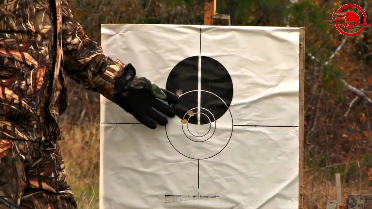 Фото с видео канала YouTube "Molot Oruzhie " / Обзор Бекас-авто /