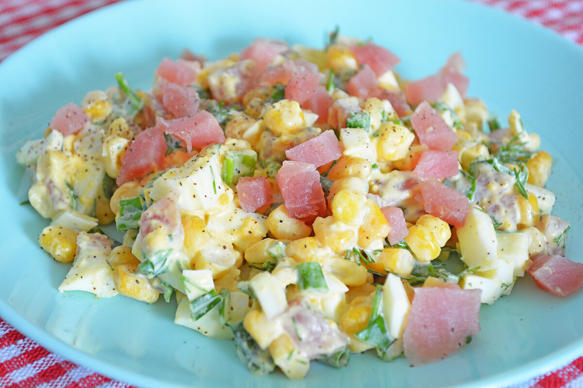 Салат с яйцом и зеленым луком — рецепт с фото
