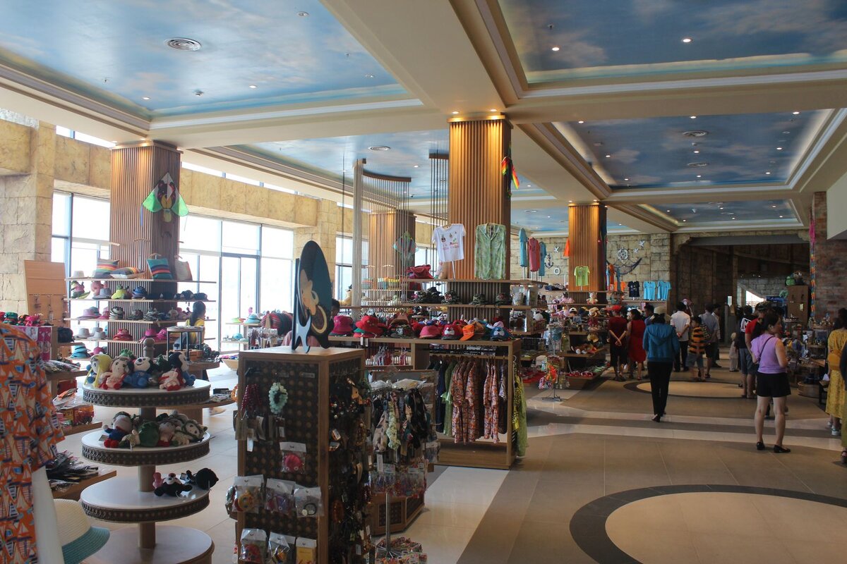 Магазин на входе в терминал канатной дороги