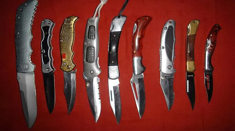 Нож на вб. Разрешённые ножи в России. Запрещенные ножики в России. Самый большой разрешенный нож. Ножи разрешенные для ношения в России.