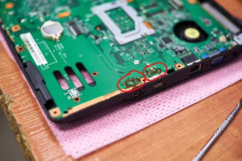 Места неаккуратной пайки.