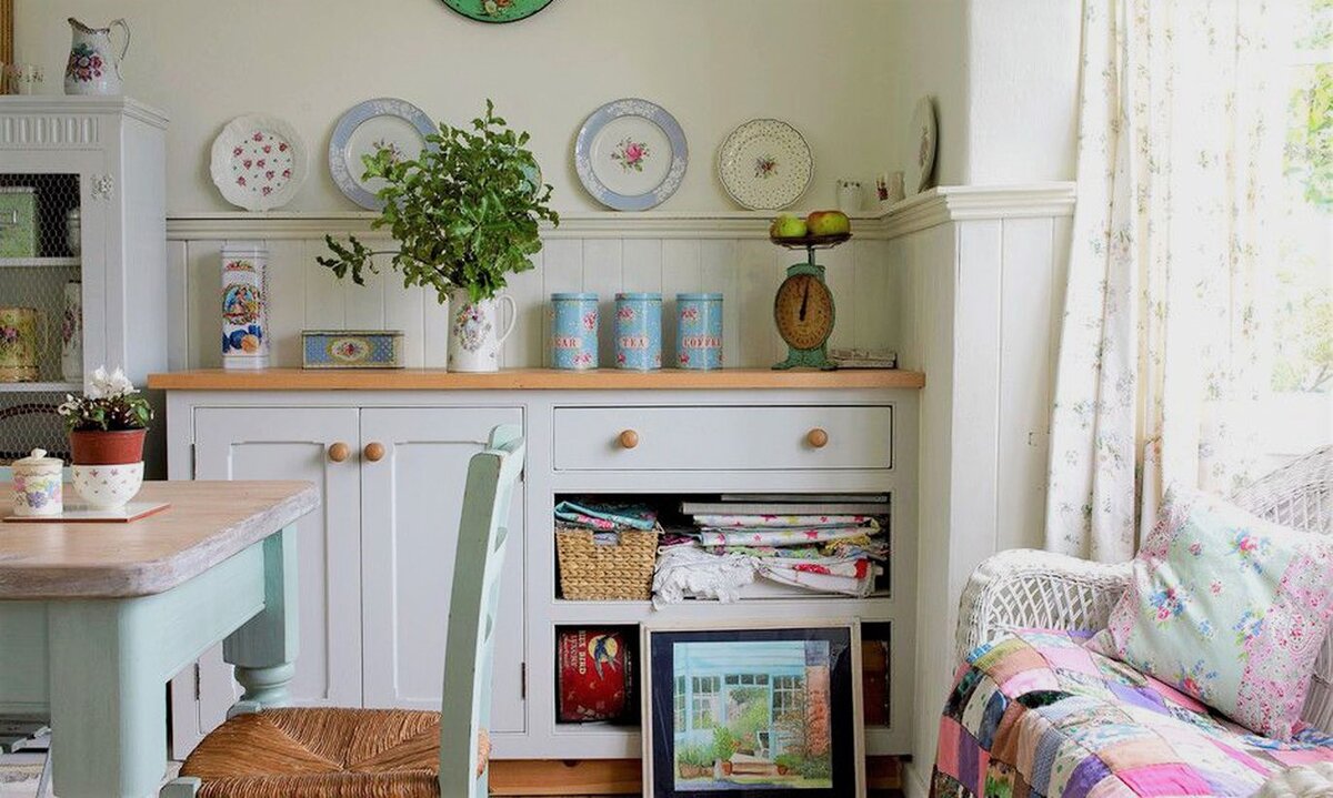 Почему то сразу, как только услышим слово «дача» у многих возникают ассоциации с непосильным крестьянским трудом. И иногда сознательно отказываются иметь дачу мотивируя это тем, что нужно много и усердно трудиться