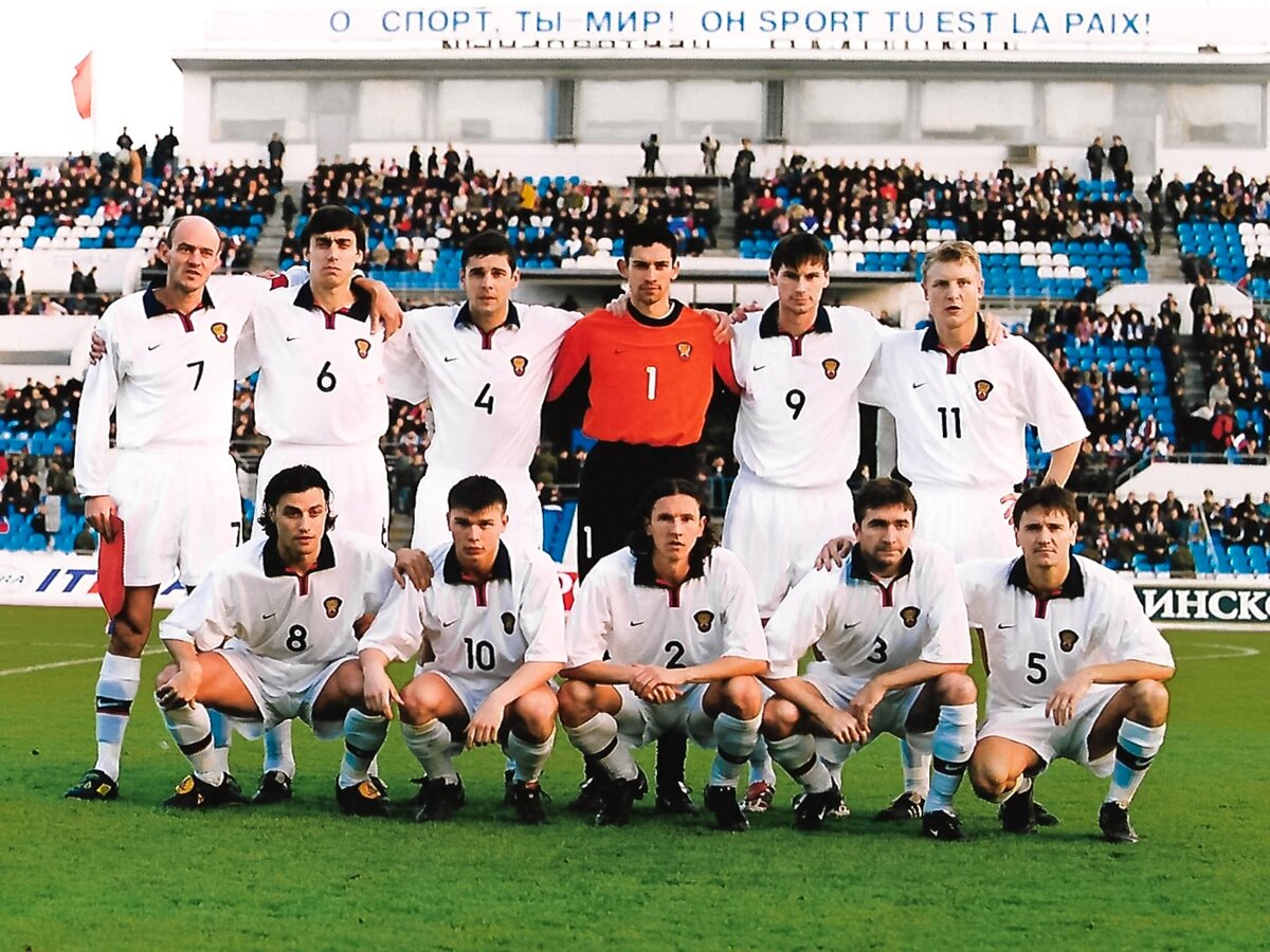 Матч против Швейцарии, в котором наши парни добыли путёвку в Японию и Корею. Самая аскетичная форма сборной. 