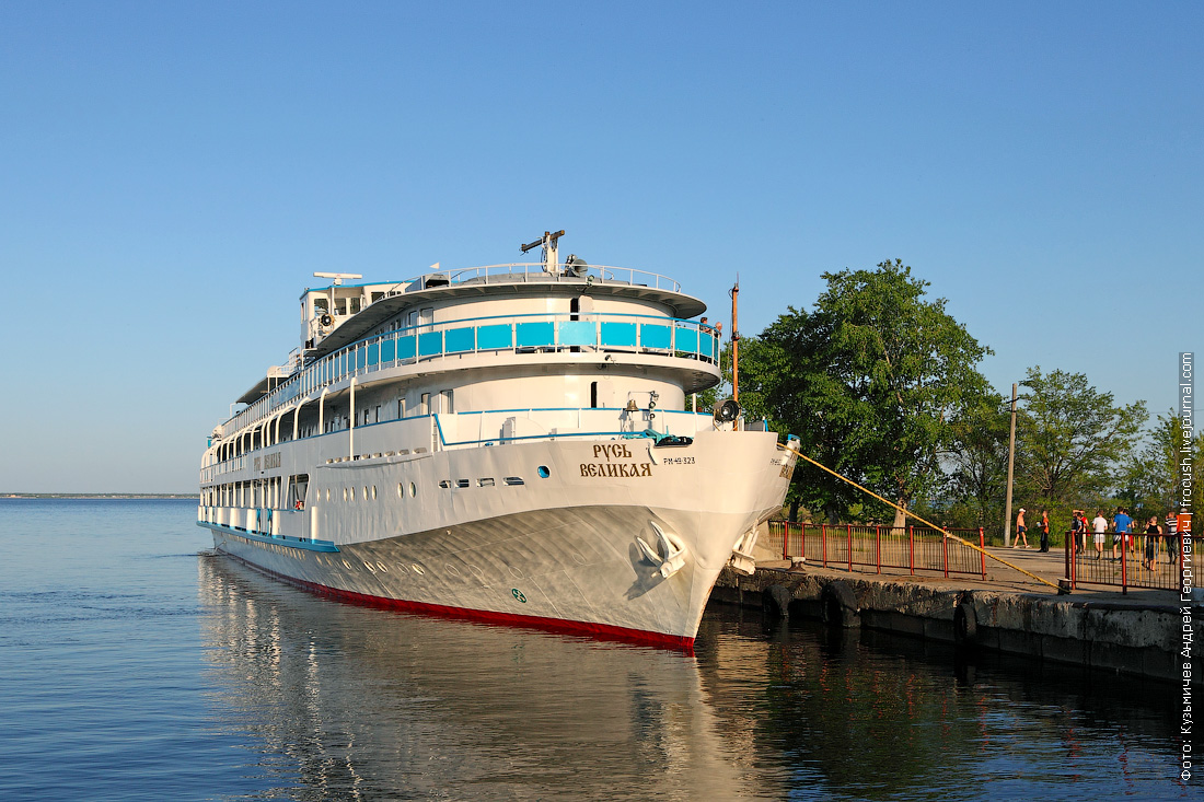 Теплоход русь великая каюты. Русь великая круизы. Теплоход русь великая 2022. Русь великая круизы. Трехпалубный теплоход проекта 588.