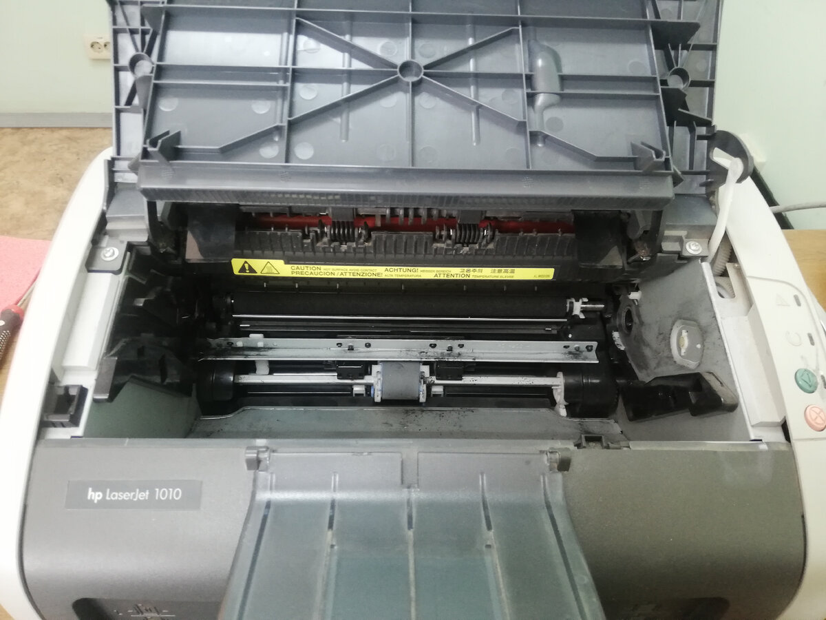 Почему принтер не захватывает или не подает бумагу - как решить проблему