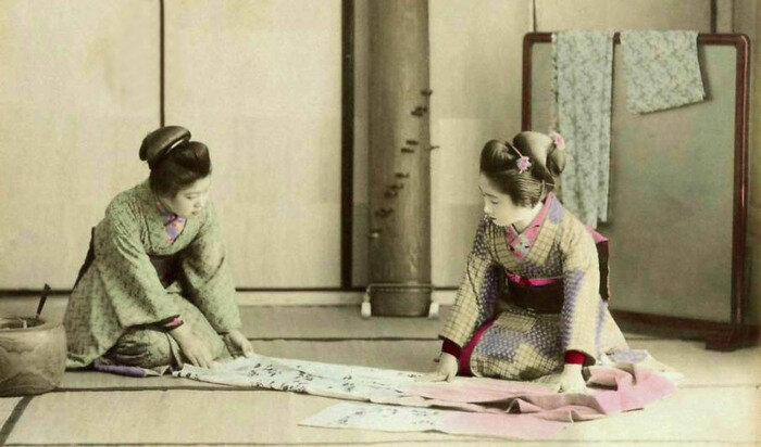 В XIII веке японское население спали на соломенных циновках и татами