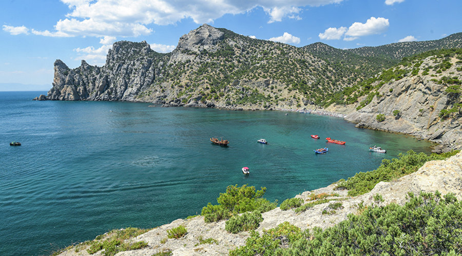 Туристический сезон в Крыму