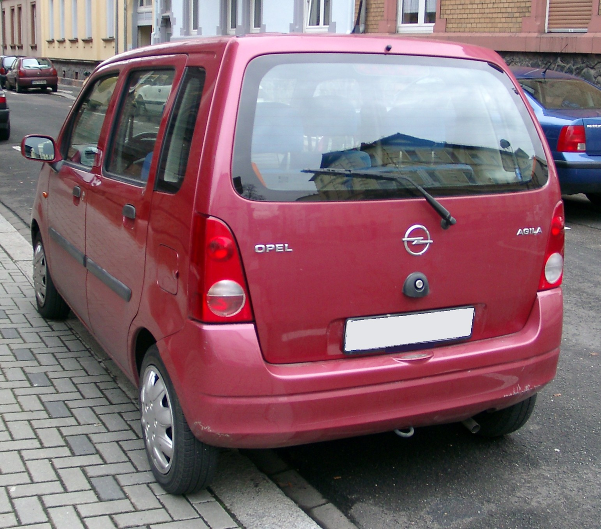 Немецкий аналог "Оки" - Opel Agila