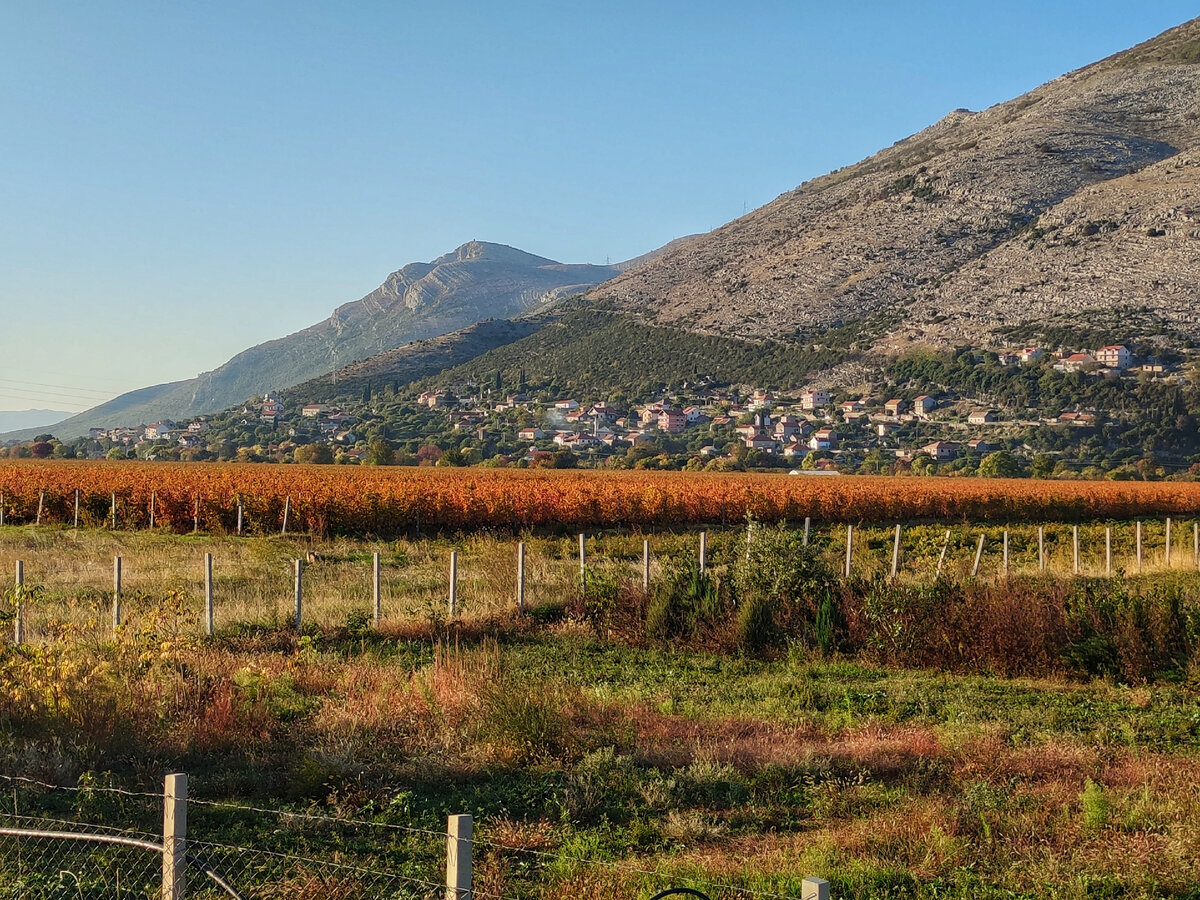 Вид на село Мостачи. Фото из личной коллекции автора.
