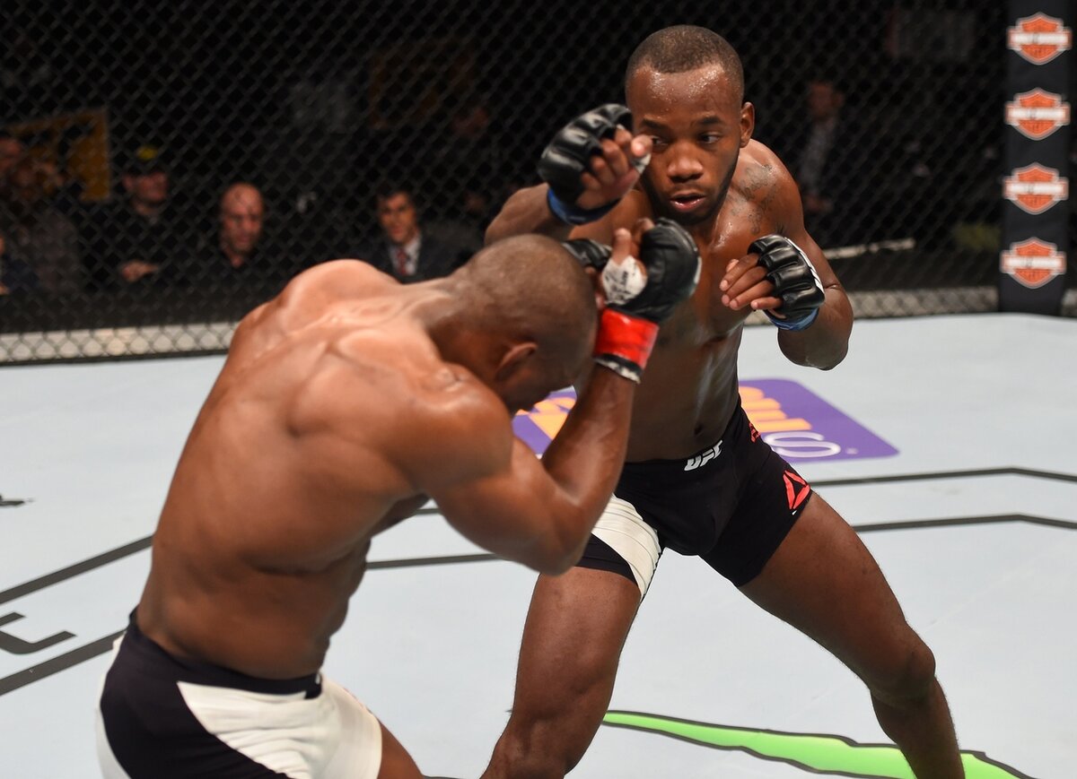 Леон Эдвардс на  площади "октагона".  фото: картинки  яндекса.