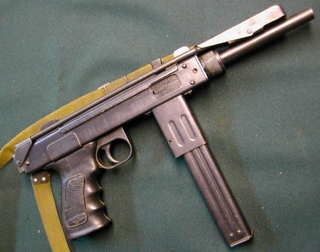 Копия К6-92, выпущенная грозненским заводом "Красный Молот", носившая наименование "Борз" (чеч. "Волк")