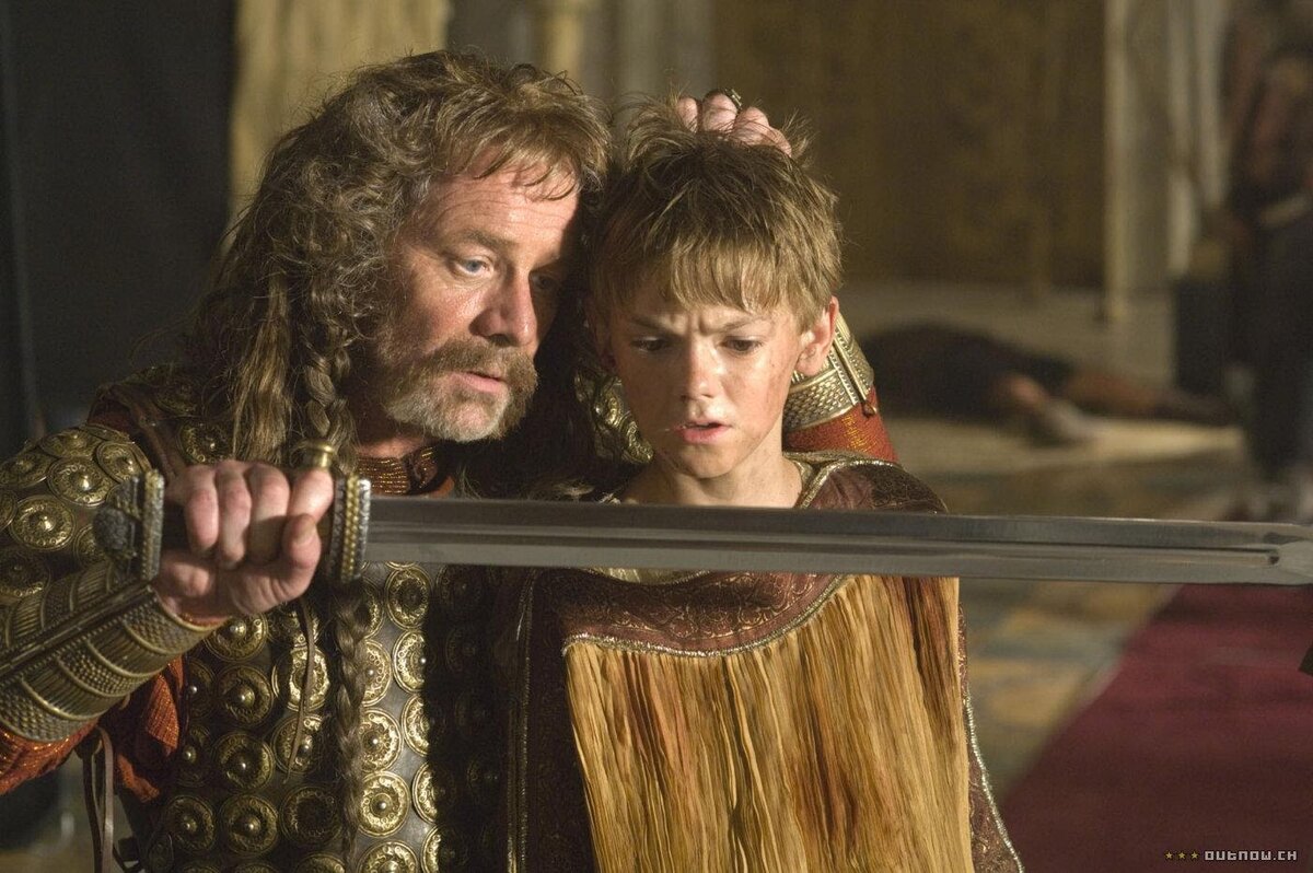 Одоакр и Ромул Август в фильме «Последний легион», 2007 г.