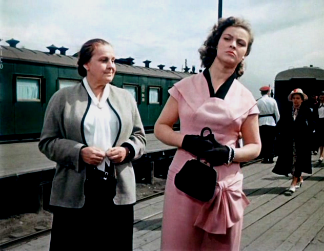 Кадр из фильма  «Разные судьбы» (1956). Скриншот.
