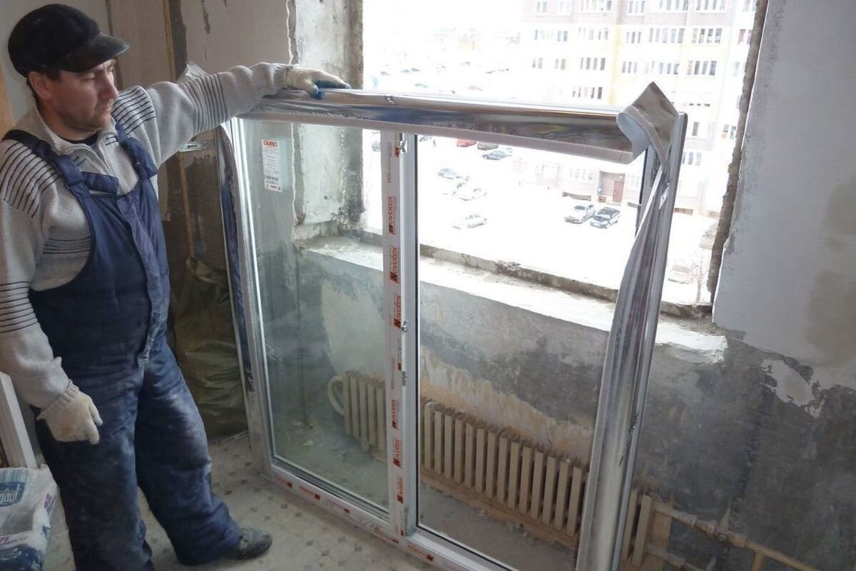 Демонтаж пластиковых окон на балконе 86 фото