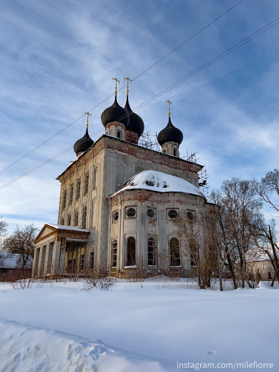 Исчезающее наследие страны: заброшенная церковь с роскошным иконостасом |  Заброшки и неформальный туризм | Дзен