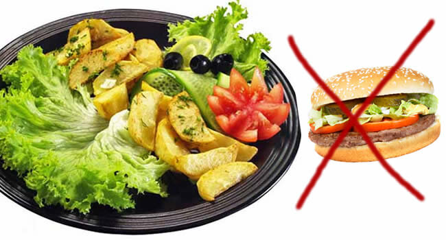 Продукты, способствующие выведению холестерина из организма: хлеб из  цельного зерна или с добавкой отрубей, каши из зерна грубого помола;  овощи, плоды и ягоды (капуста, редька, редис, свекла, яблоки, крыжовник,  вишня, черная смородина, апельсины, картофель, пшеница, рис, кукуруза).

 