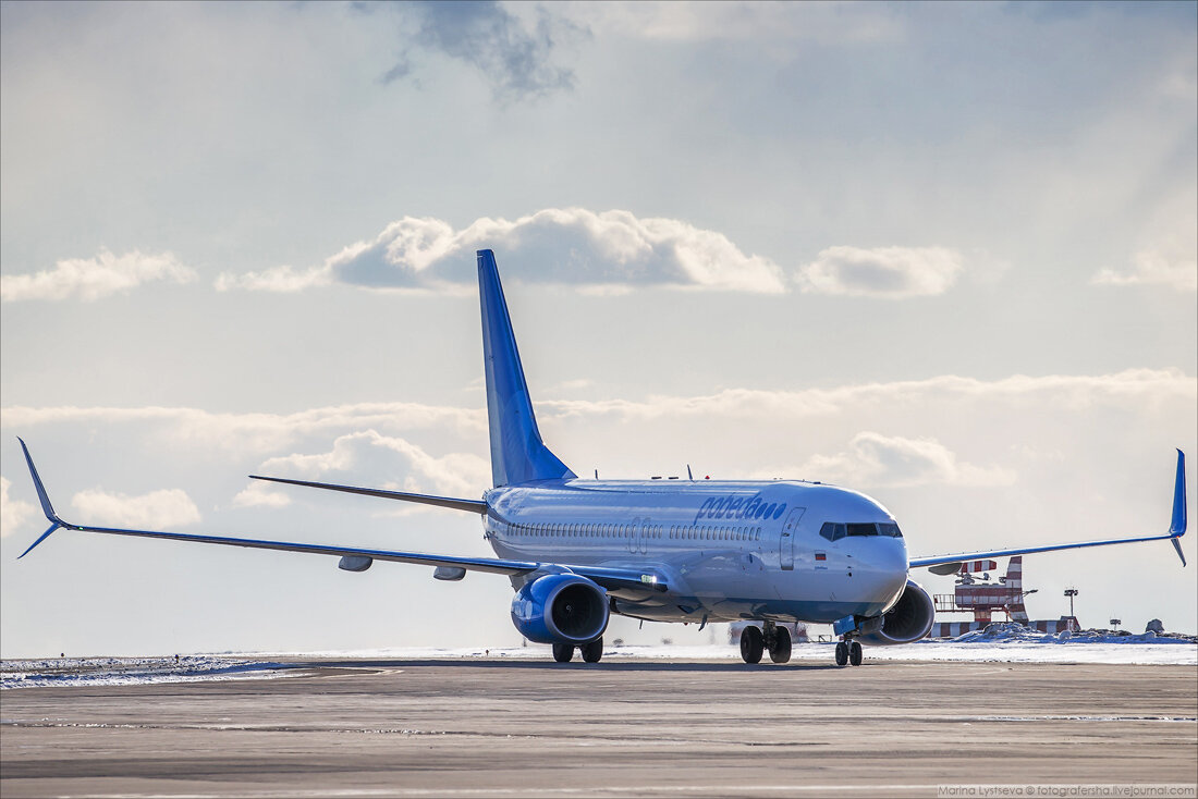 А к победа. Боинг 737 800 победа Иркутск. Авиакомпания победа Боинг. Взлёт Боинг 737 победа. Самолет победа Уфа.