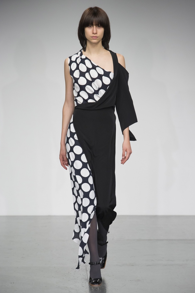 Carolina HerreraDries Van NotenA.W.A.K.E.