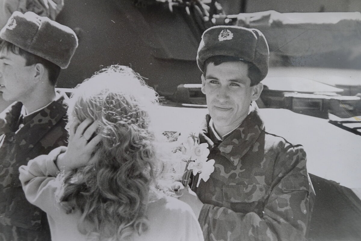 Февраль 1989 года. На улицах Душанбе "шурави" встречали с цветами 