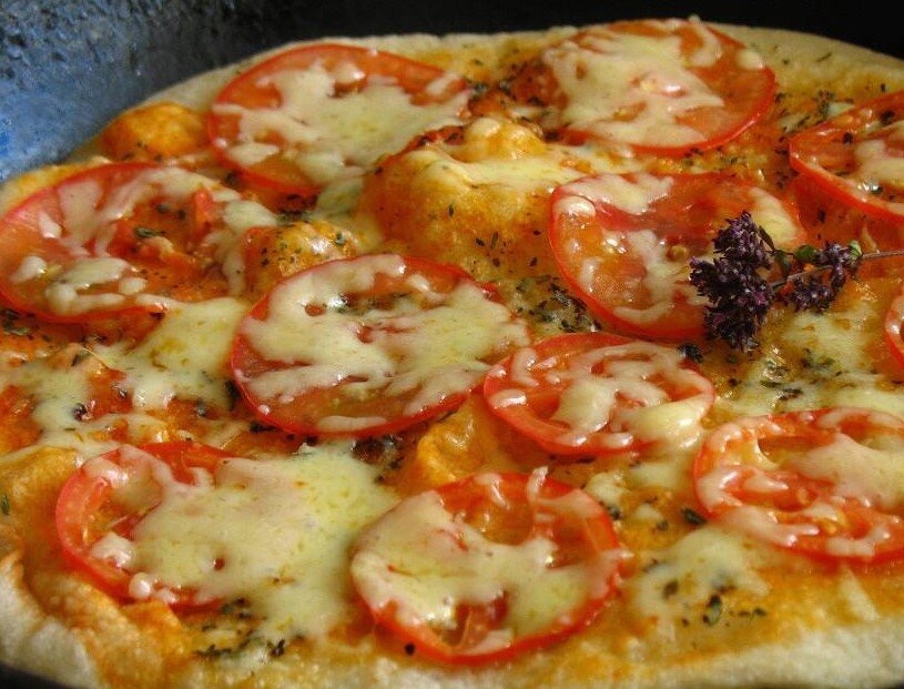 Пицца на сковороде - 10 быстрых рецептов в домашних условиях с пошаговыми фото