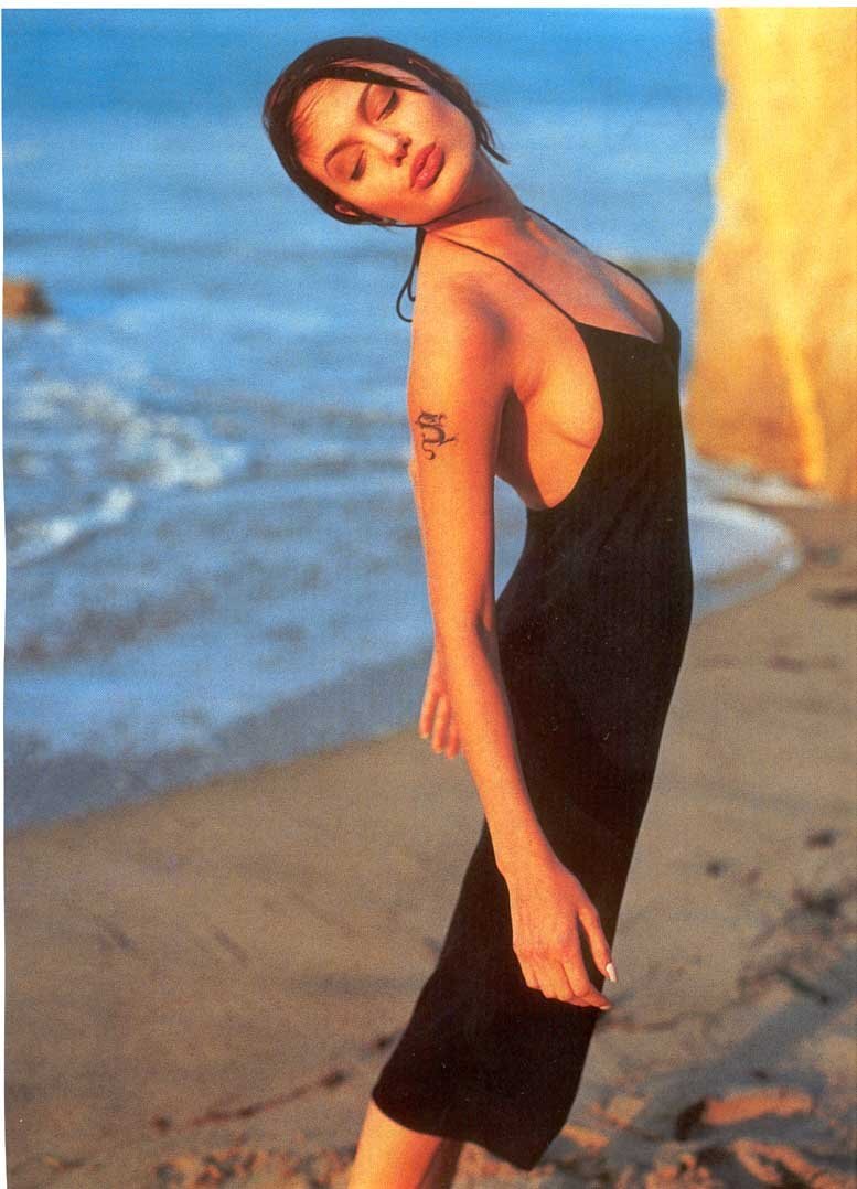  Анджелина Джоли 