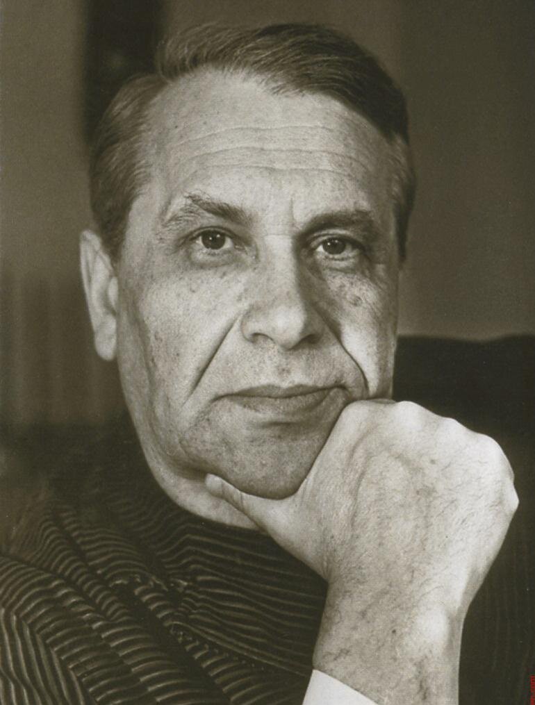 Марк Бернес