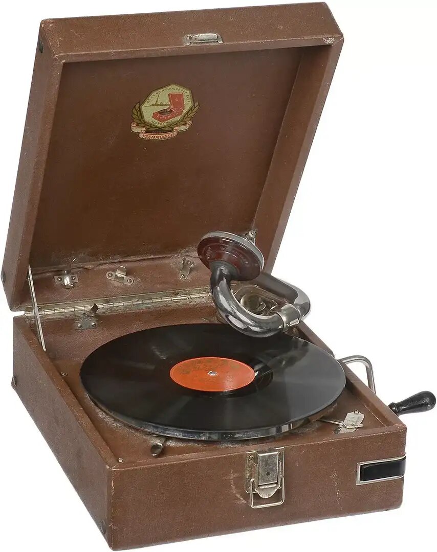 Более новая версия граммофона