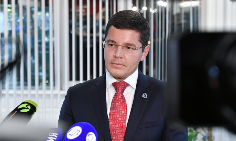 Губернатор Дмитрий Артюхов