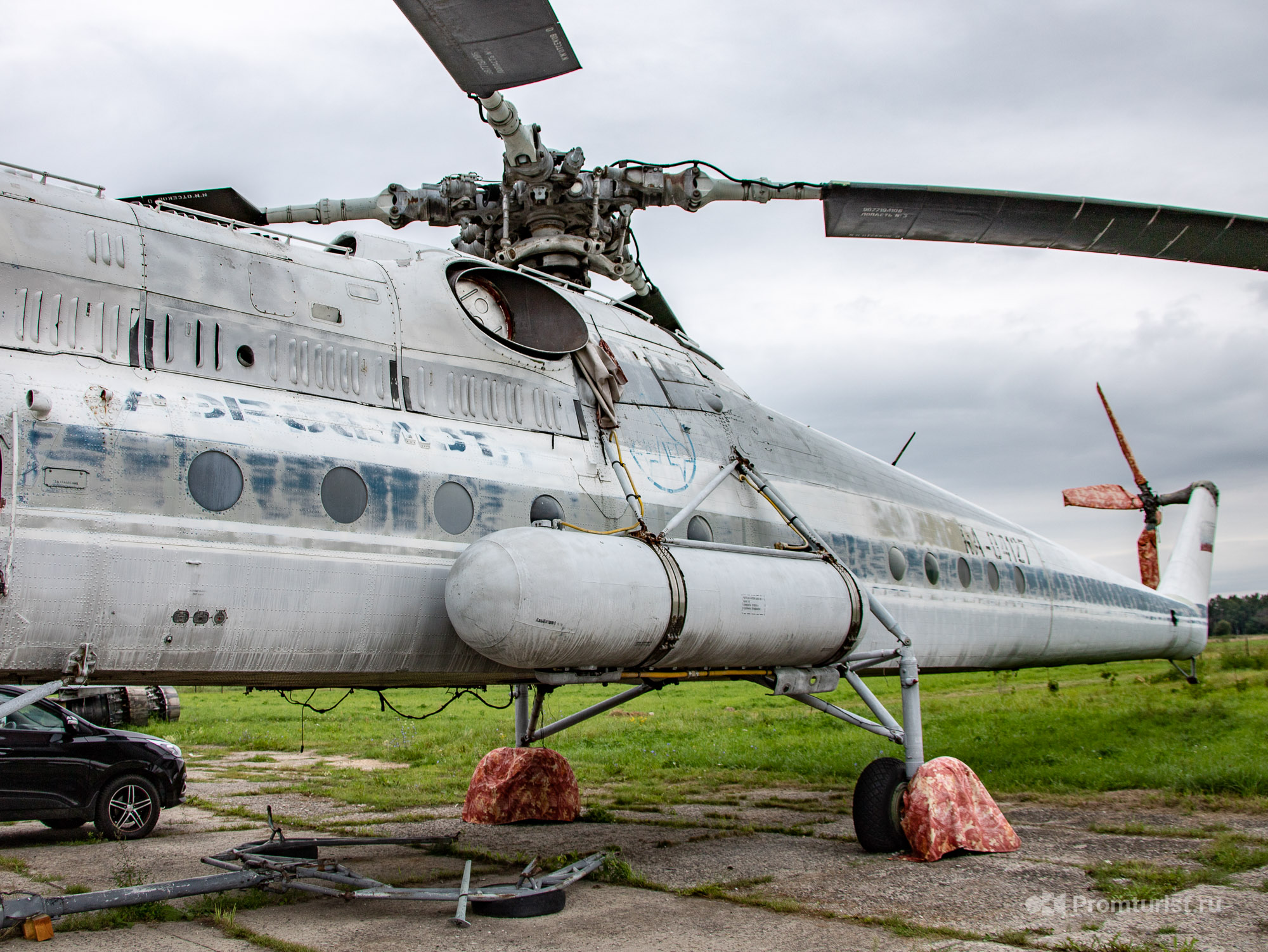 Вертолёт-кран Ми-10K. Показываю, какой он внутри. От кабины лётчиков и до хвостовой балки ???8
