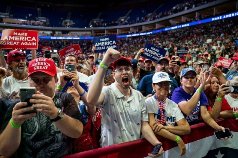 В США образовался так называемый феномен "Трампизма" – это новый подход к решению старых проблем, в том числе экономических.