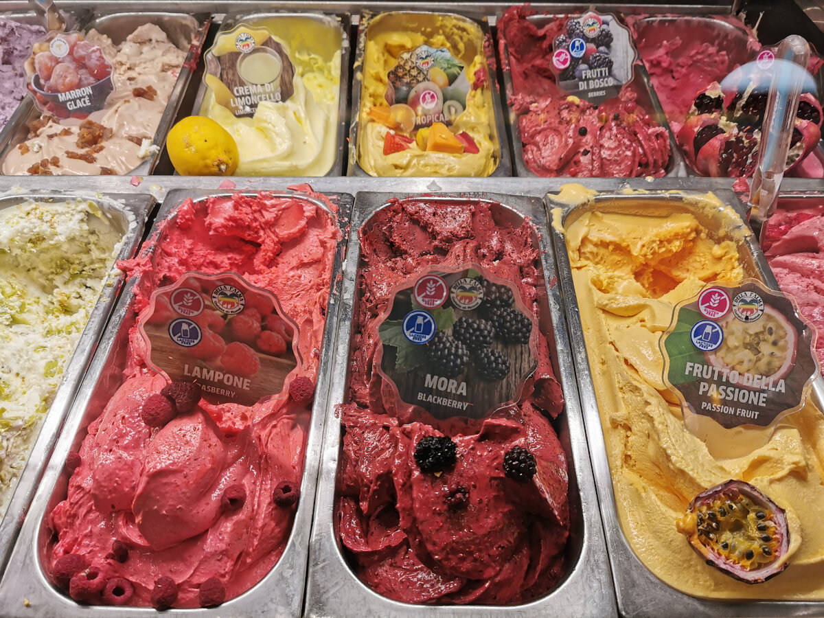 Фруктовое мороженое в "Gelateria della Palma"