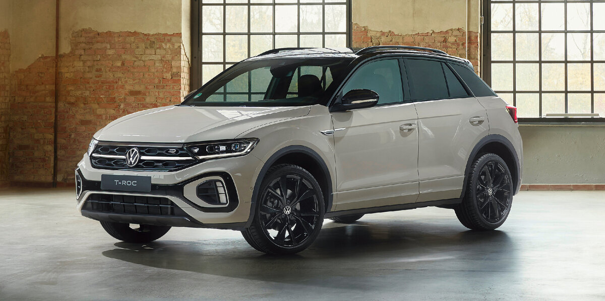 Volkswagen T-Roc в комплектации R-line. Это вариант не для спортивной езды, но для спортивных понтов. 