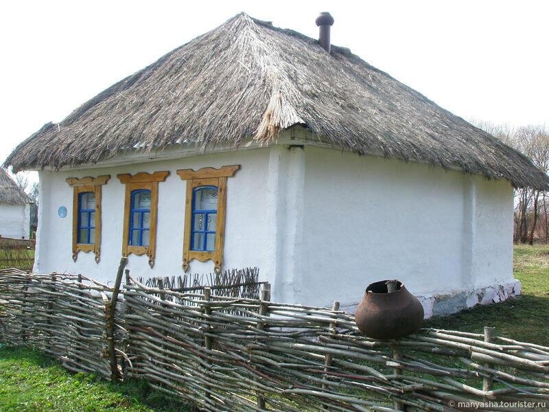 Россия хат. Кубанская хата Мазанка. Казачий курень, изба, хата. Украинская Казачья хата Мазанка. Казачья хата донских Казаков.