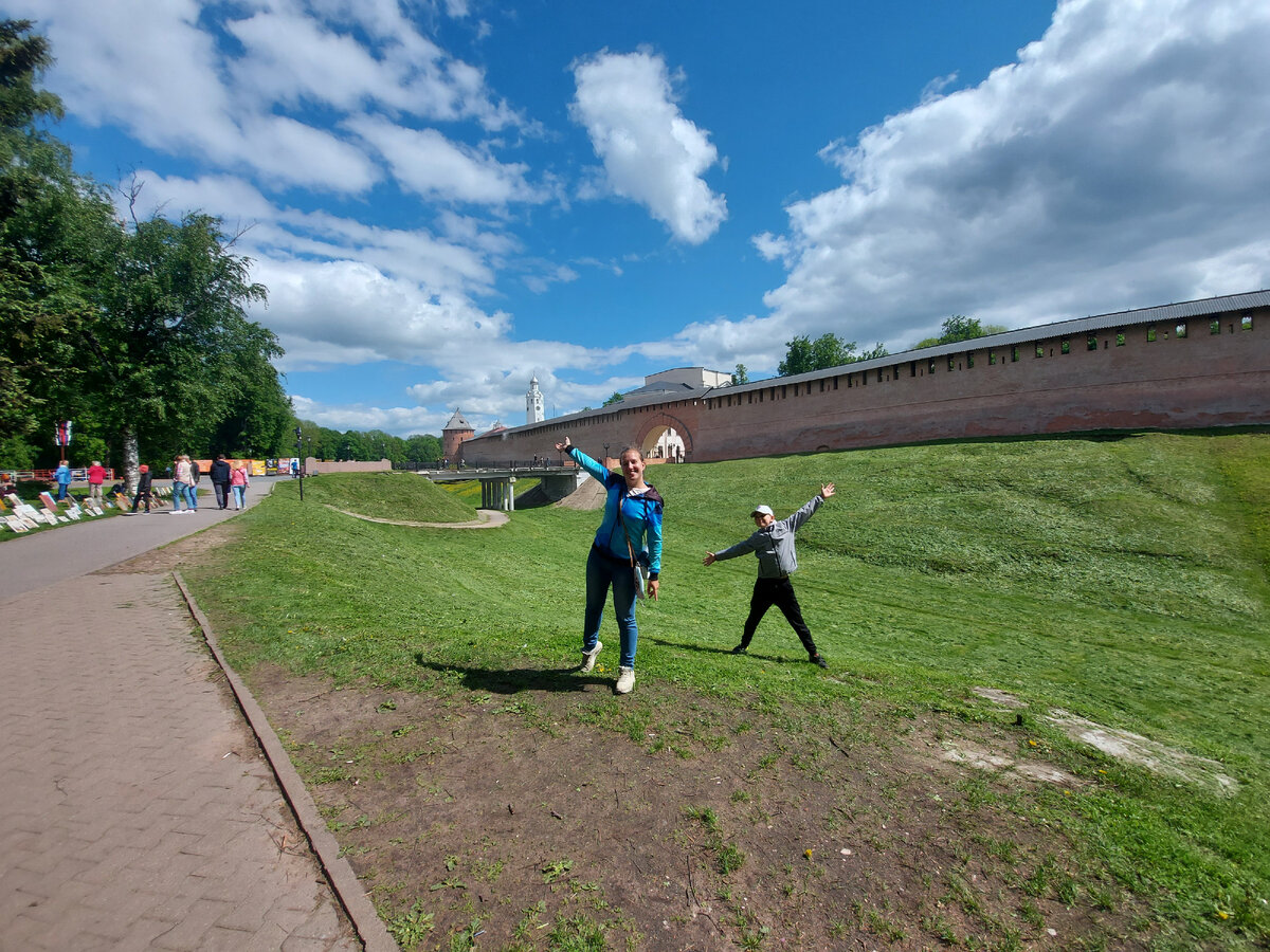 Основной вход в крепость из города.