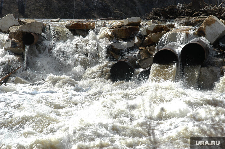    Япония сбрасывает радиоактивную воду в океан
